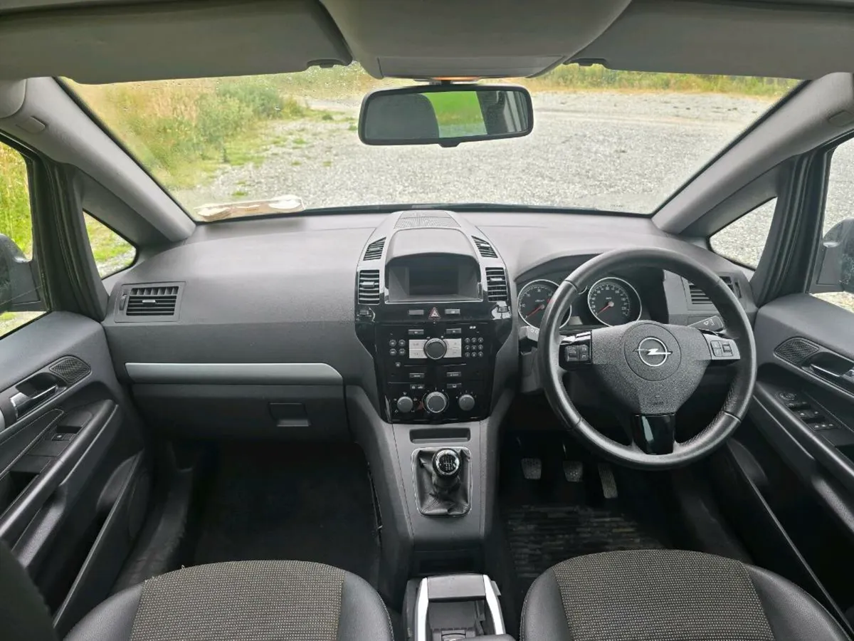 NCT 04/26 Opel Zafira - Image 3