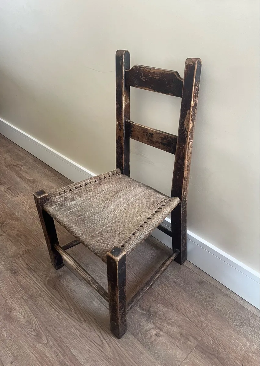 Antique Pine Sugan Chair - Image 3