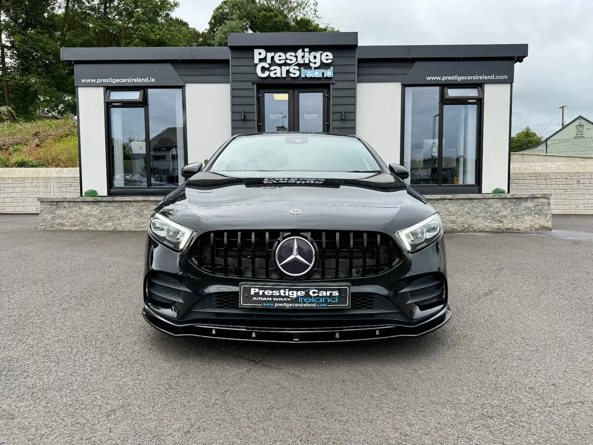 211 MERCEDES A220 CDI AMG LINE AUTO 190 BHP,SALOON - Image 2