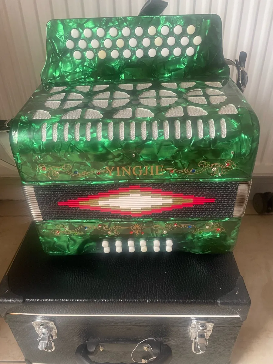 Accordian - Image 1