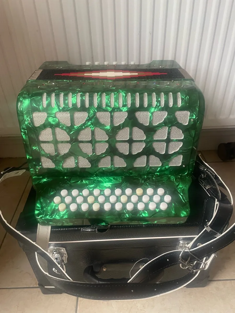 Accordian - Image 2