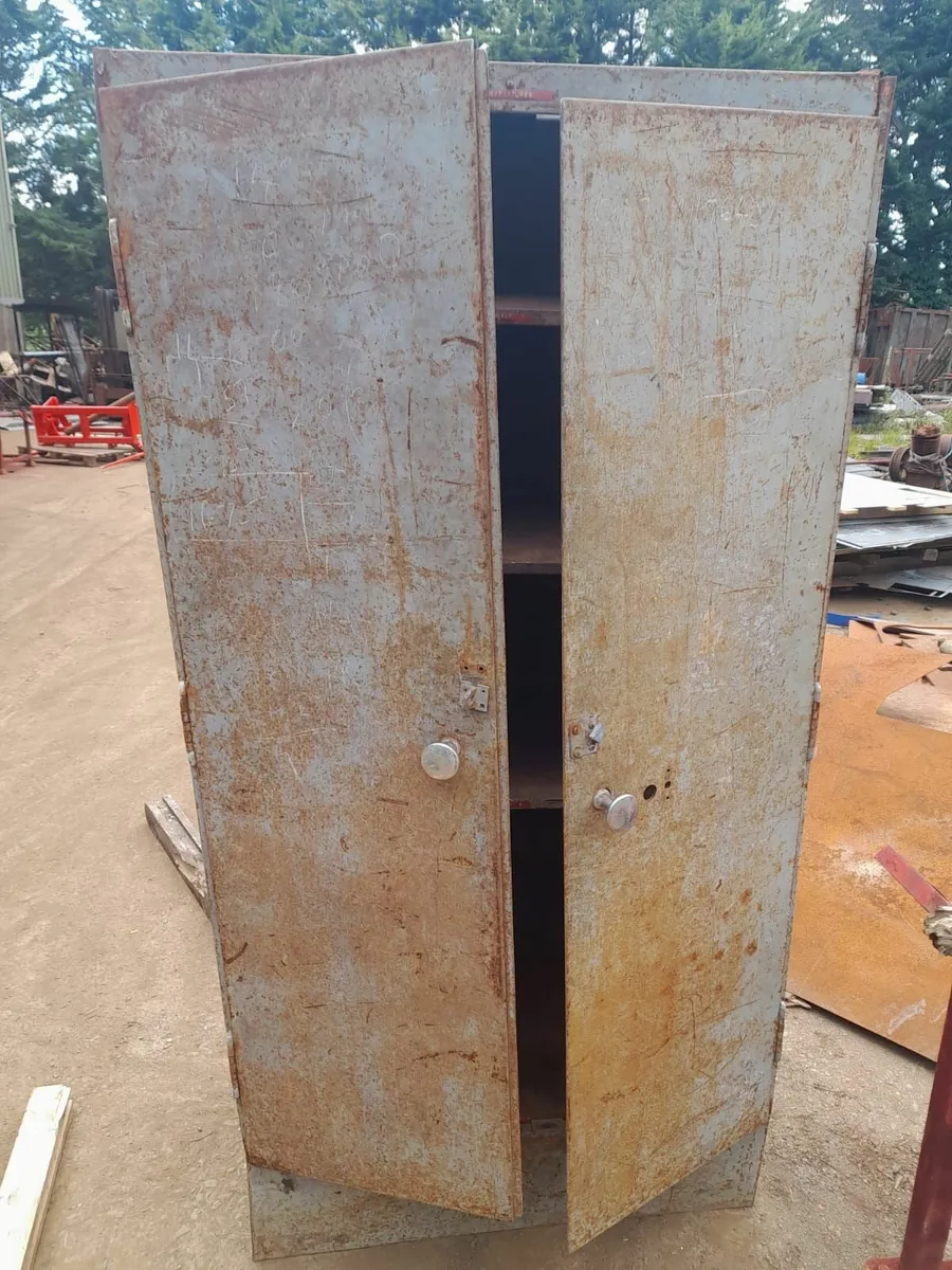 tool storage cabinet - Image 2