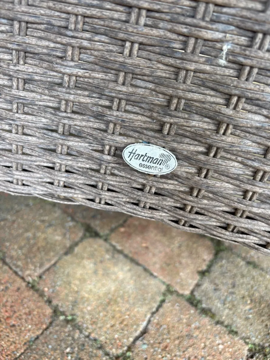 Garden Table 6 seater Rattan  Hartman - Image 2