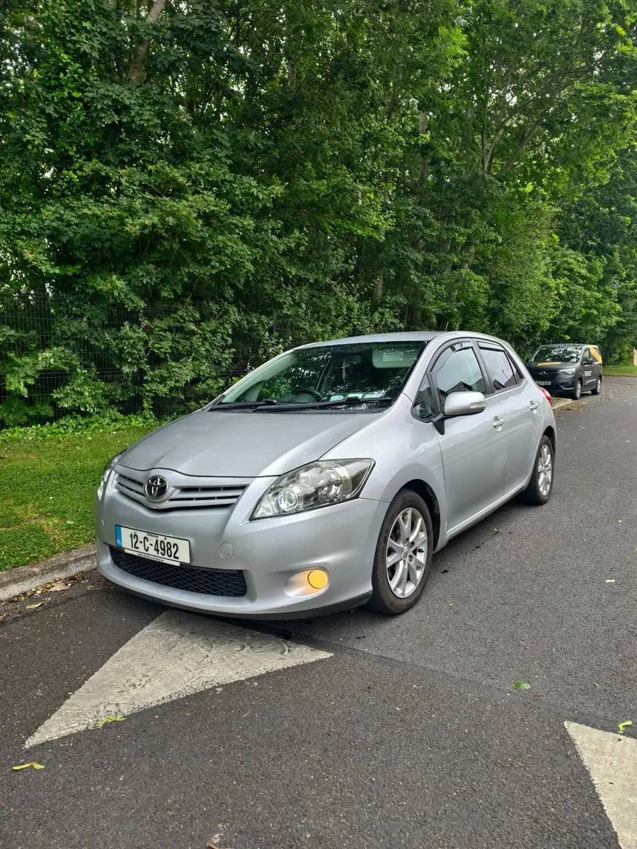 Toyota Auris Sport 2012 Diesel NCT 05/26 TAX 07/25 - Image 2