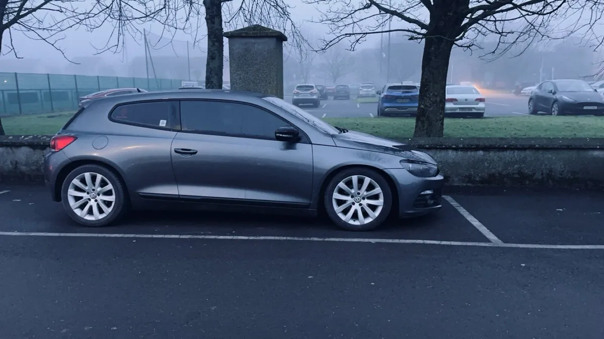 Volkswagen Scirocco - Image 4