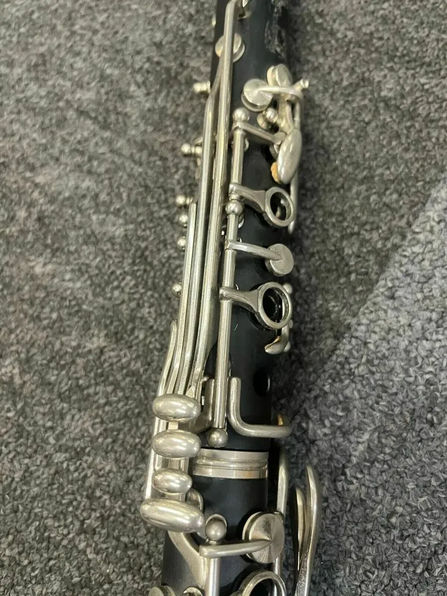 Antigua BB Clarinet - Image 2