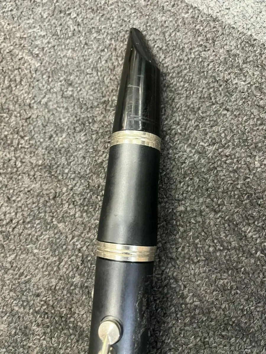Antigua BB Clarinet - Image 4
