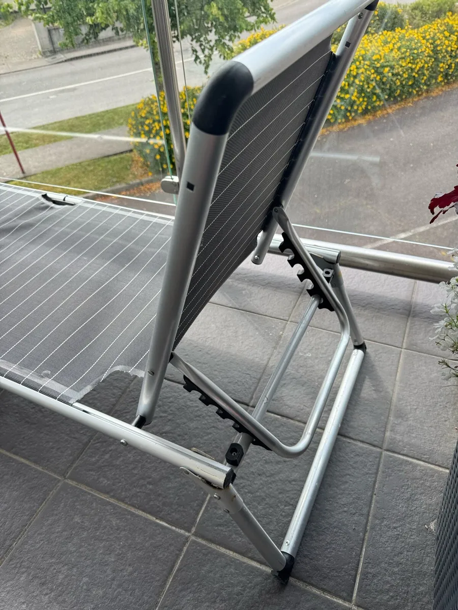 Beach chair - Image 2