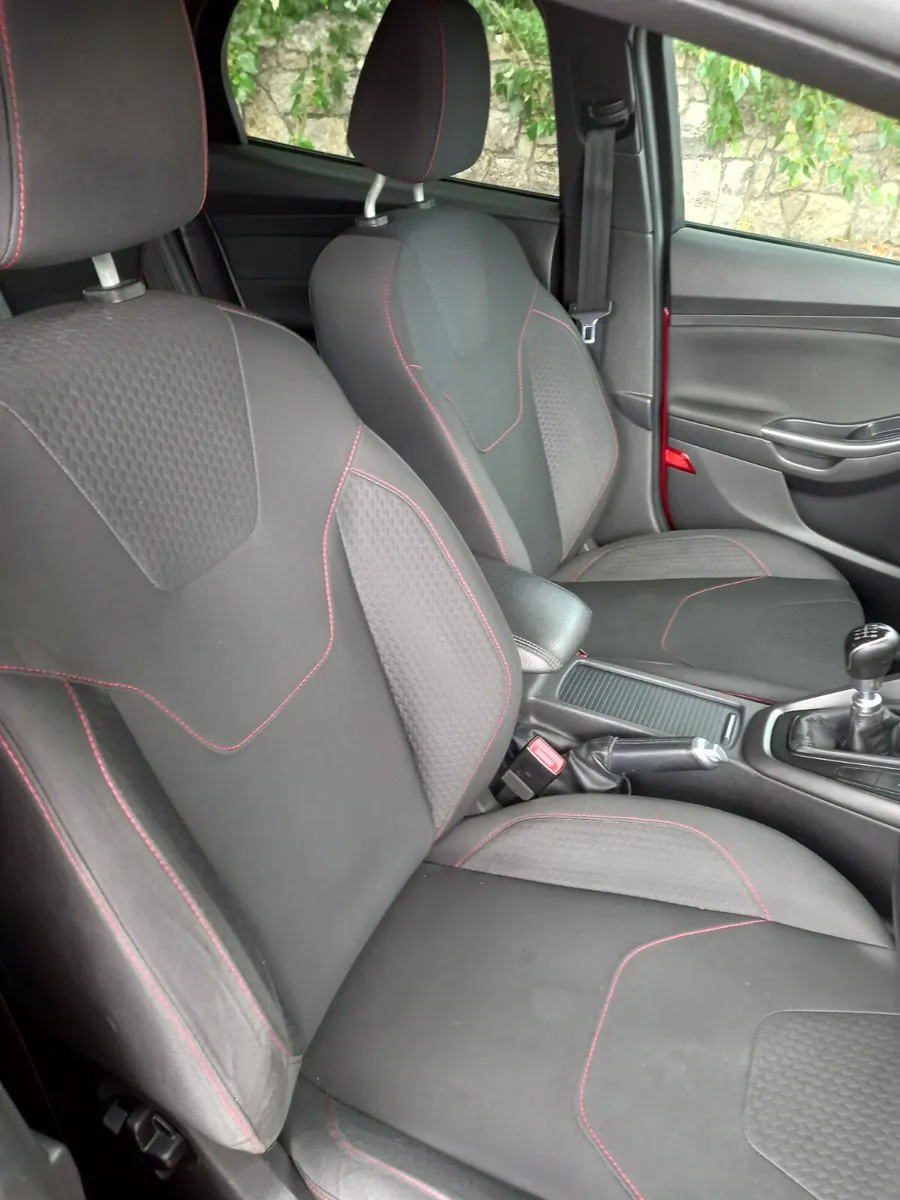 2018 Ford Focus ST Line 1.5 Diesel - Image 3