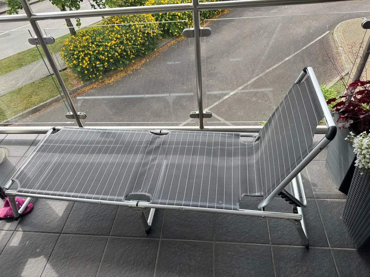 Beach chair - Image 3