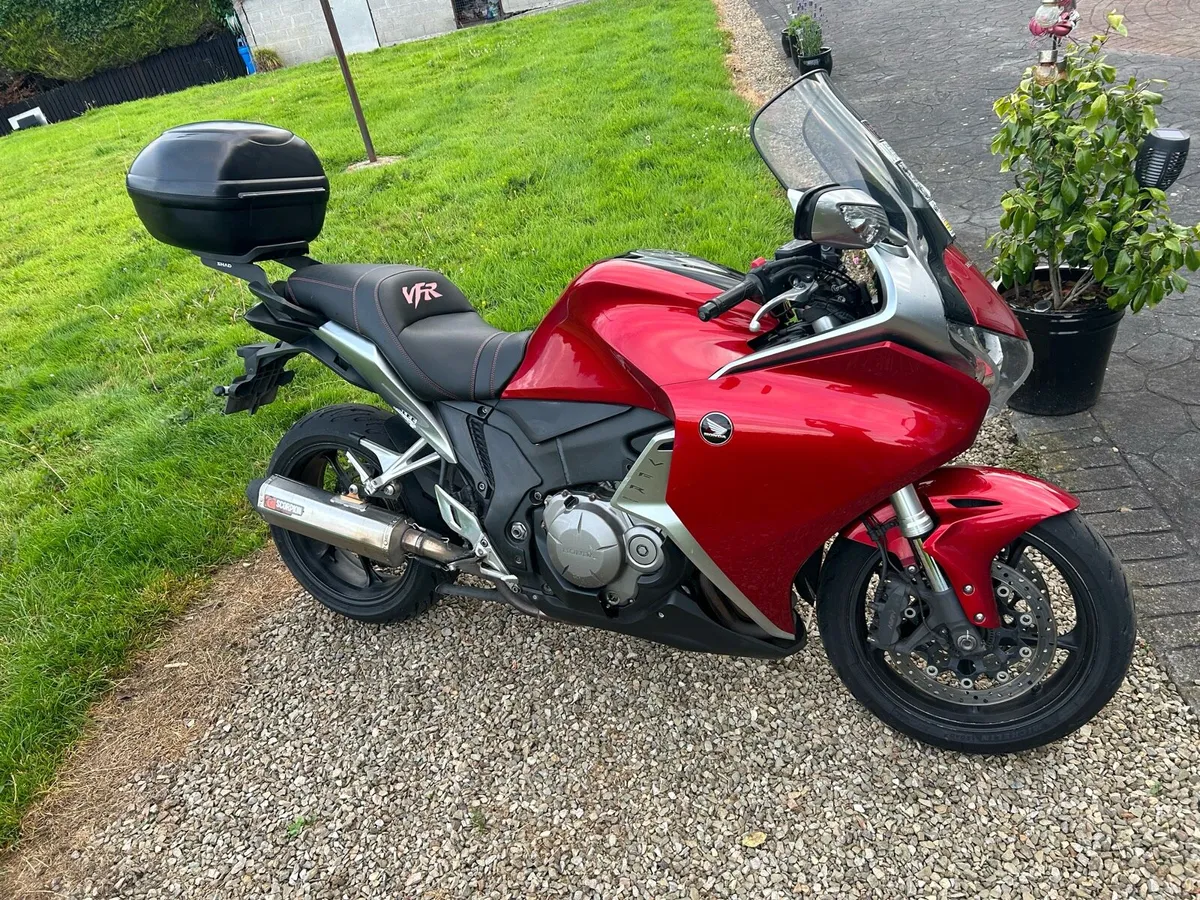 Honda vfr1200 2010 - Image 2