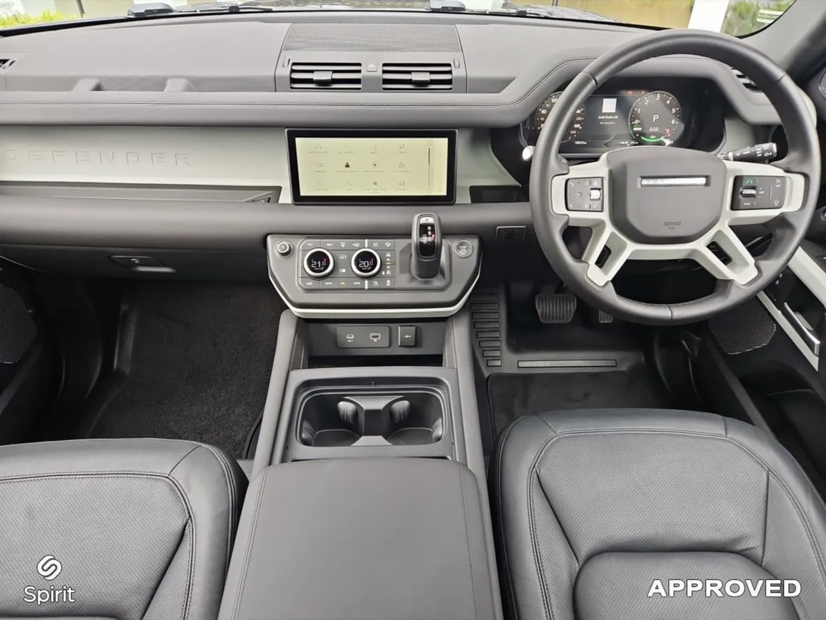 Land Rover Defender 2.0 Phev XS Automatic - Image 4