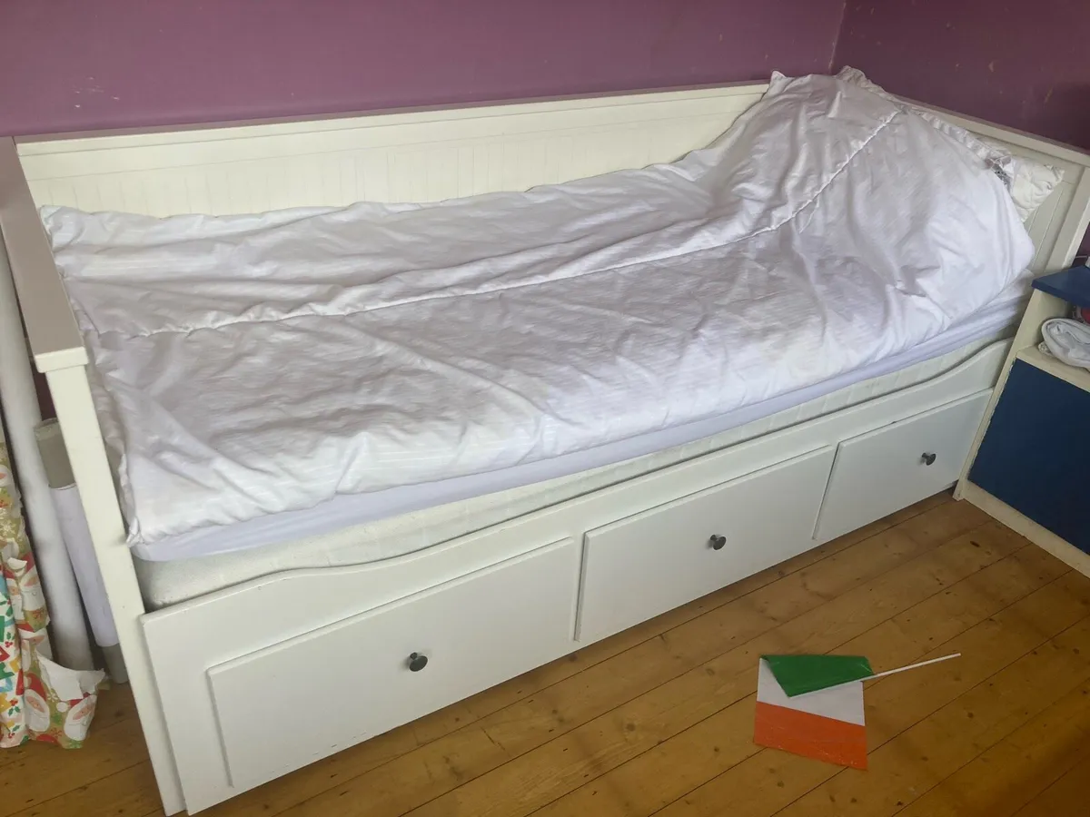 Hemnes Daybed