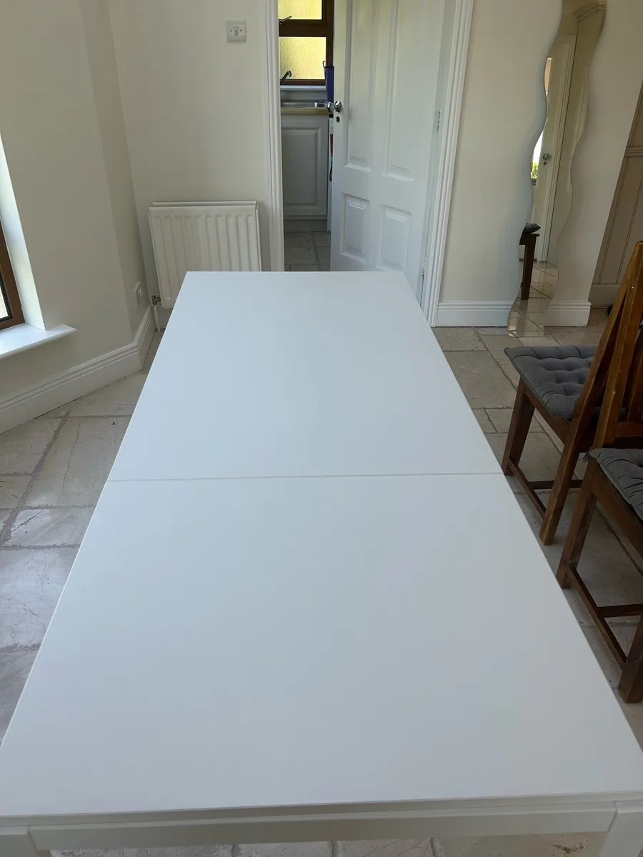 Kitchen Table - Image 4
