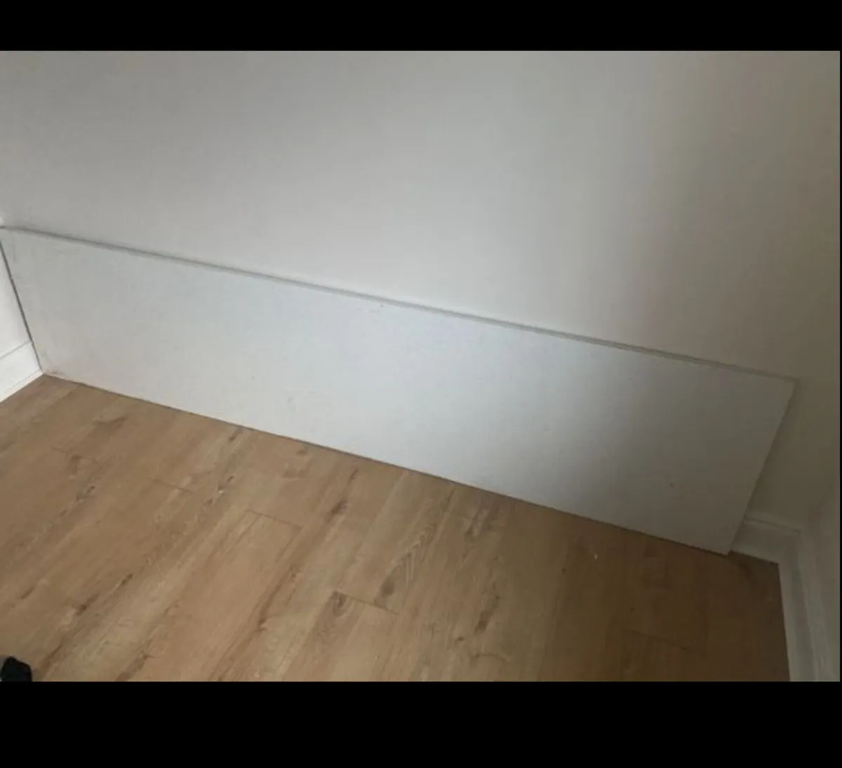 Quartz effect worktop piece - Image 2