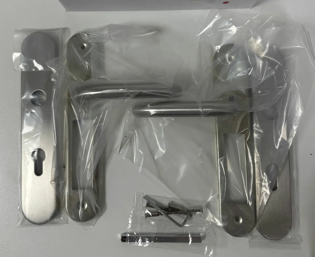 Door handles