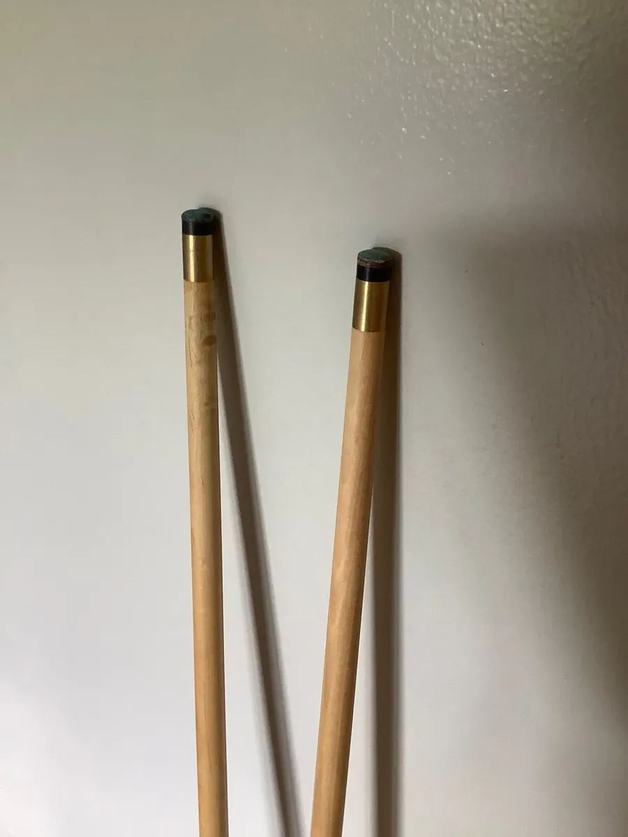 Pool cues - Image 2