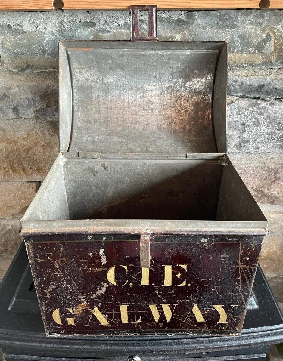 CIE Galway Metal Box - Image 3