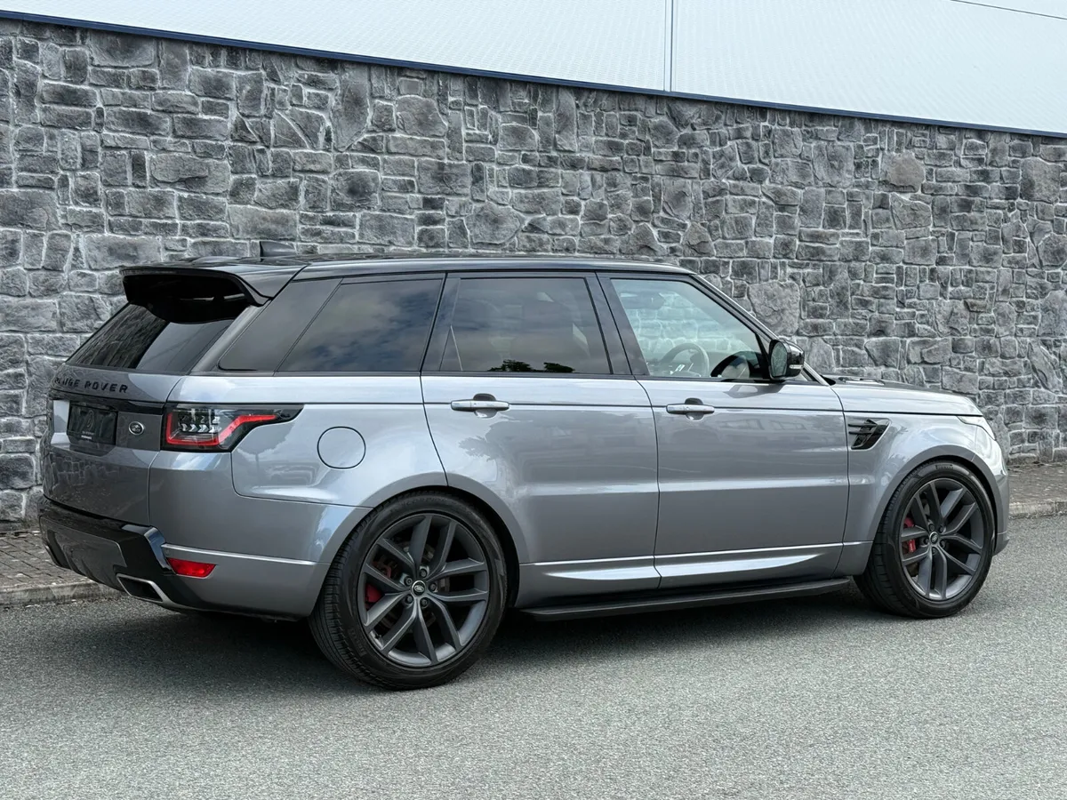 2020 Range Rover Sport HSE DYNAMIC P400E - Image 3