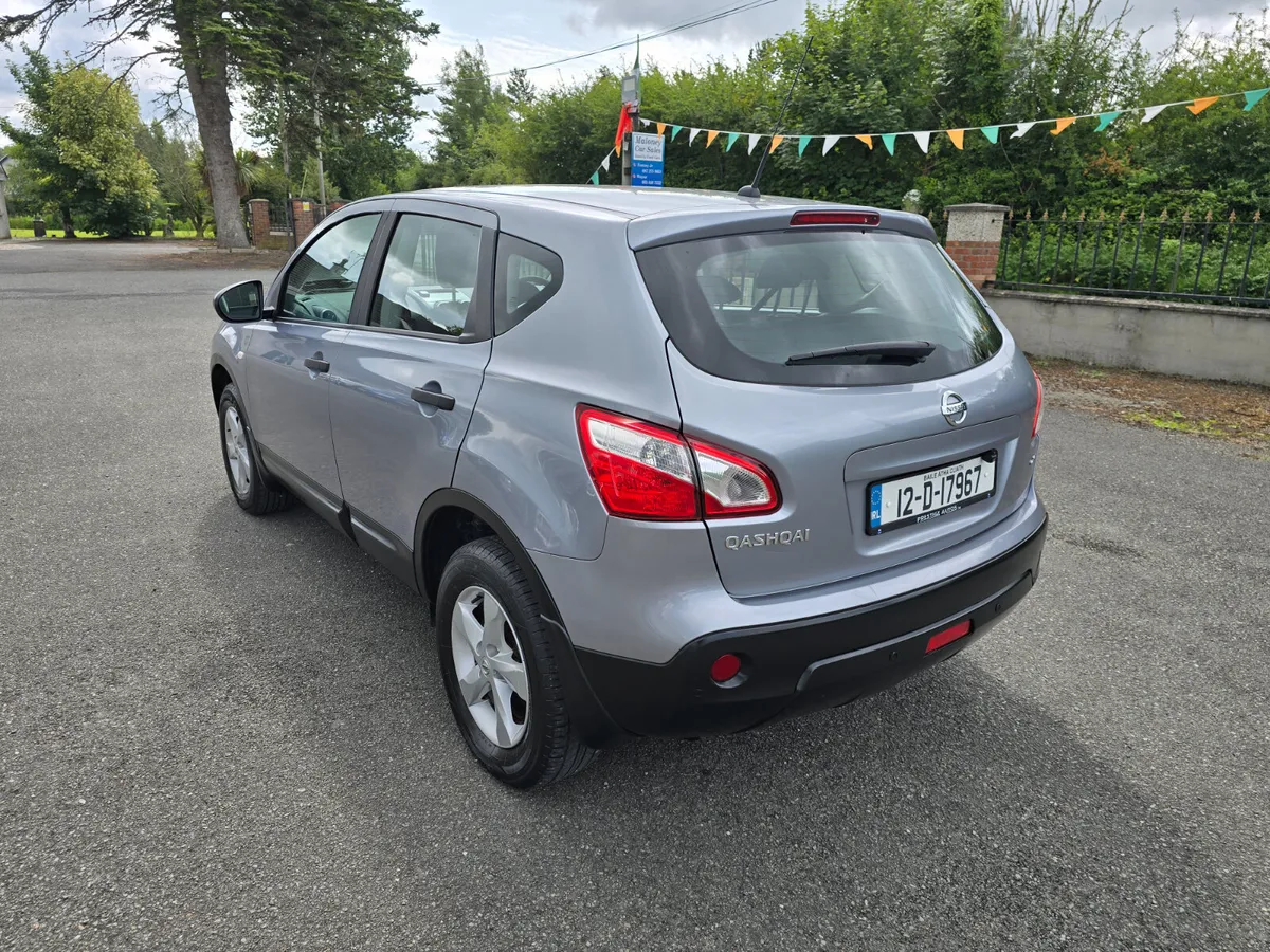 Nissan Qashqai Low Mileage - Image 4