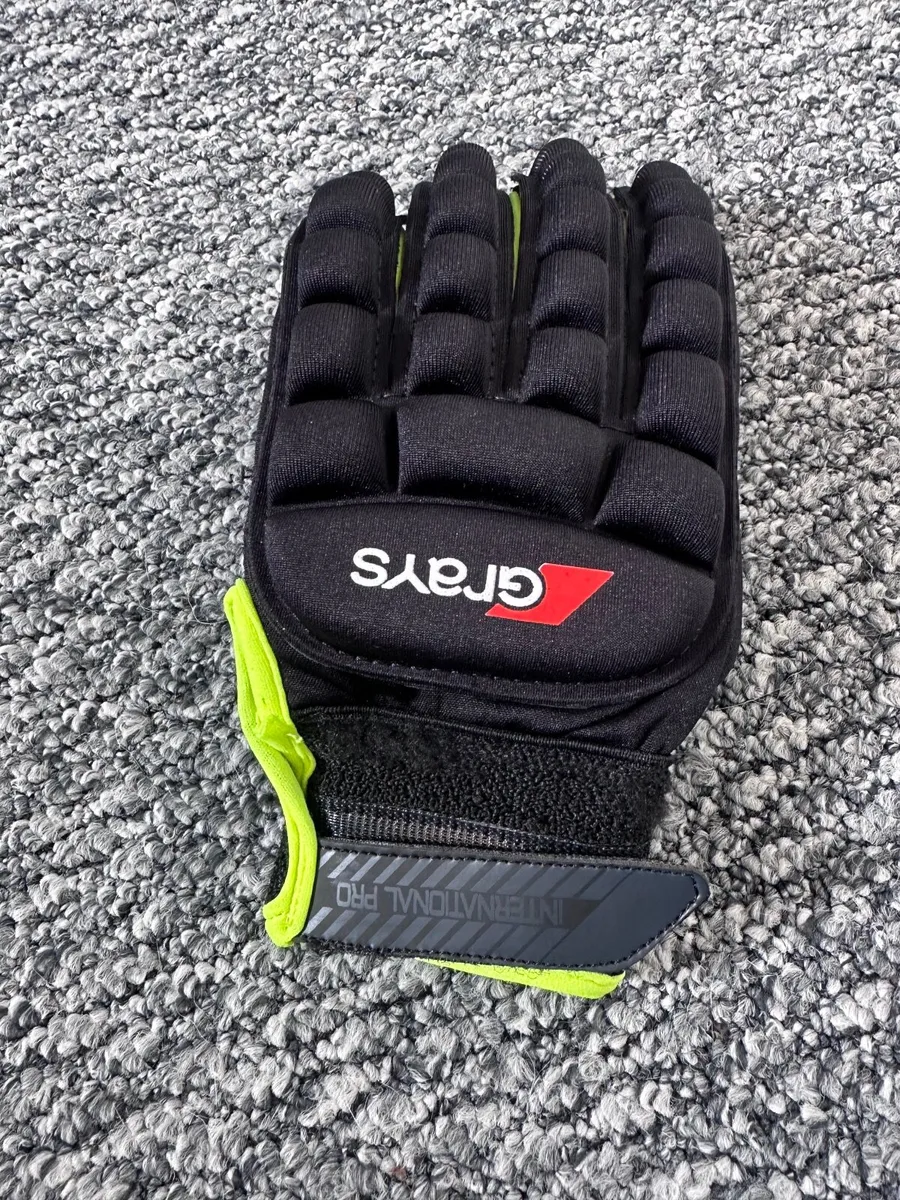 Hockey Glove - Image 3