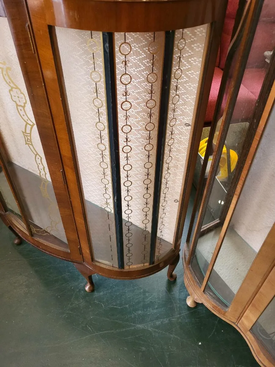 Two China Display Cabinets - Image 4