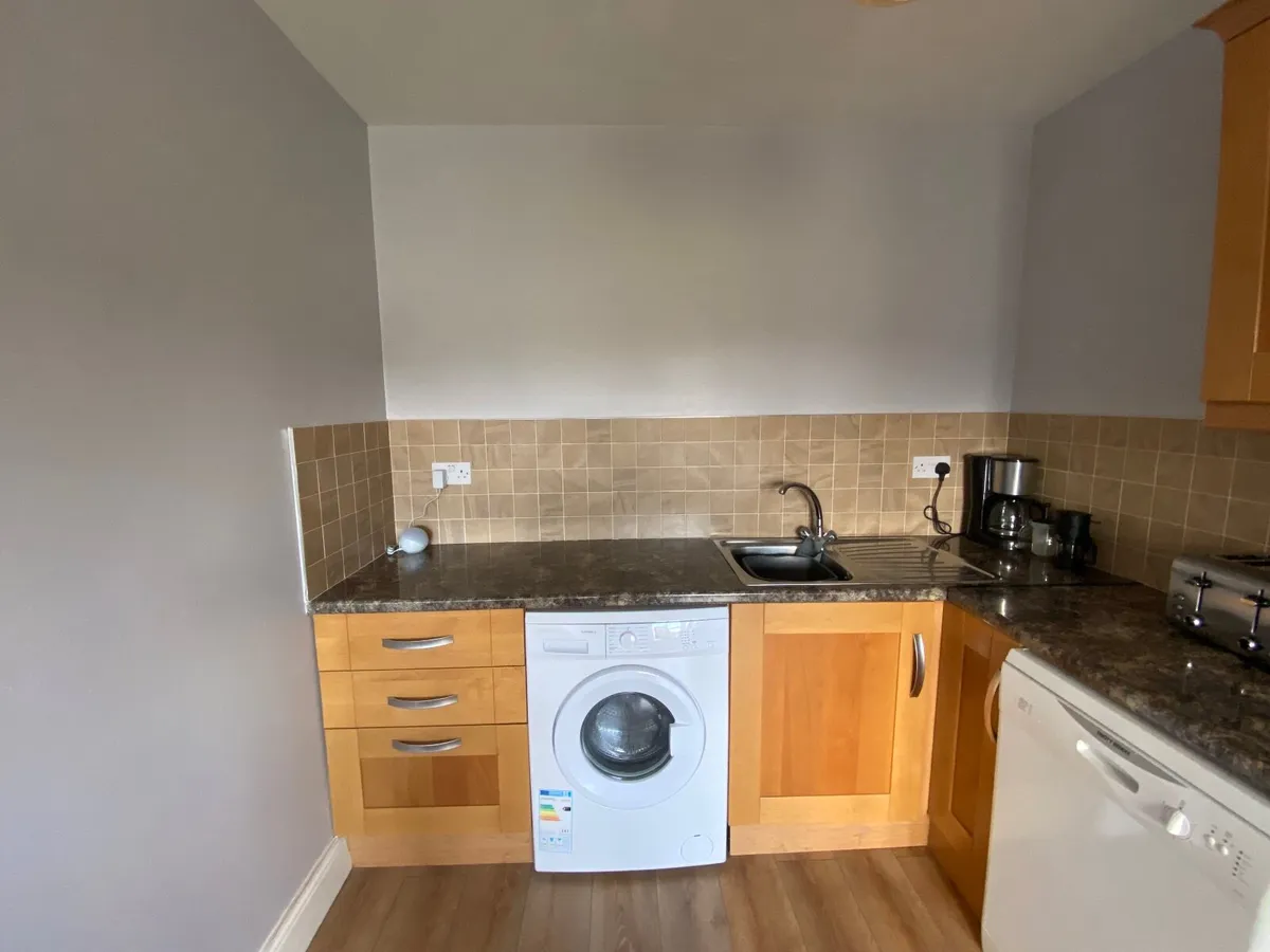Kitchen - Image 2