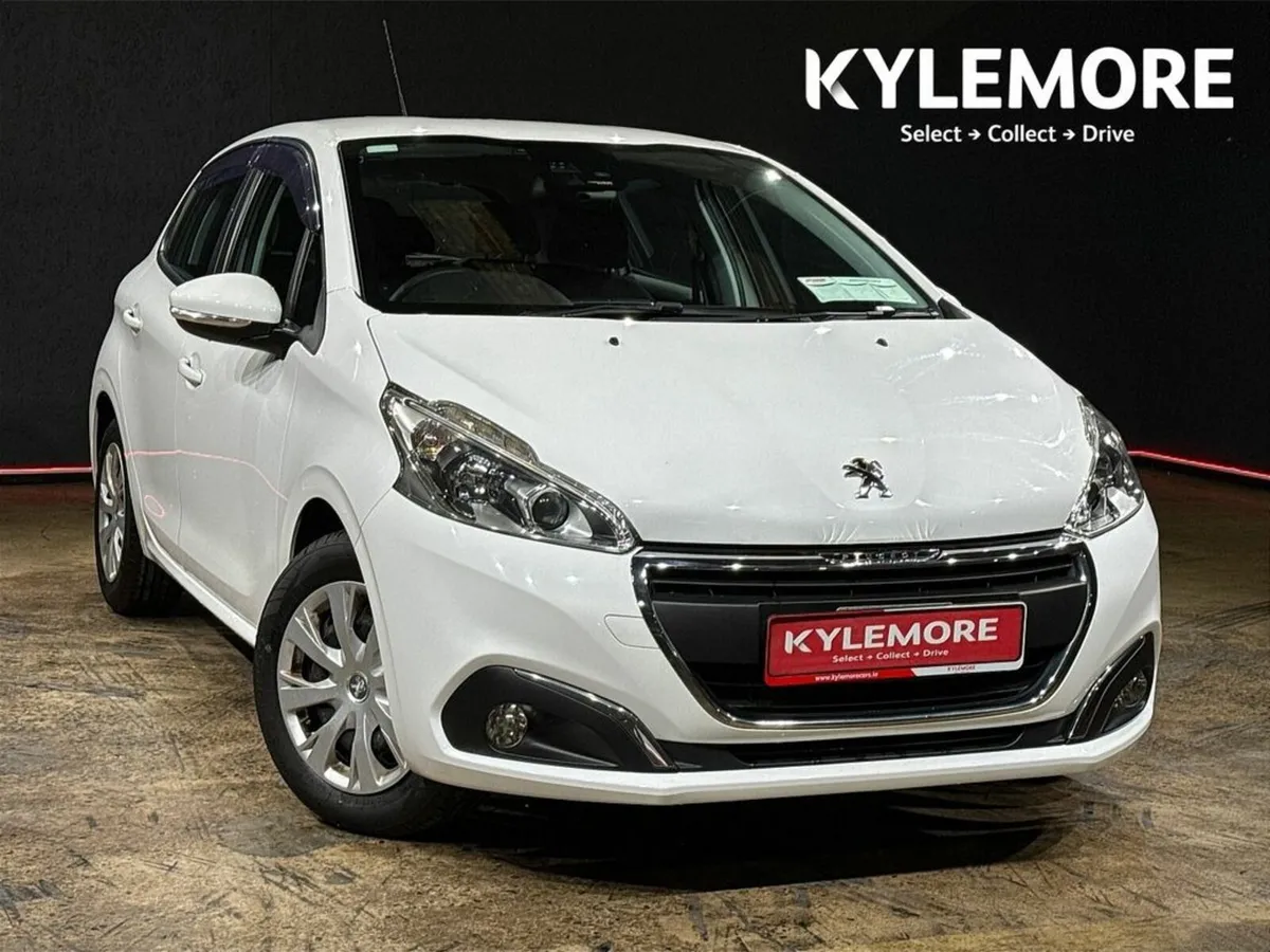 Peugeot 208 1.2 AUTOMATIC - AIR CONDITIONING - Image 1