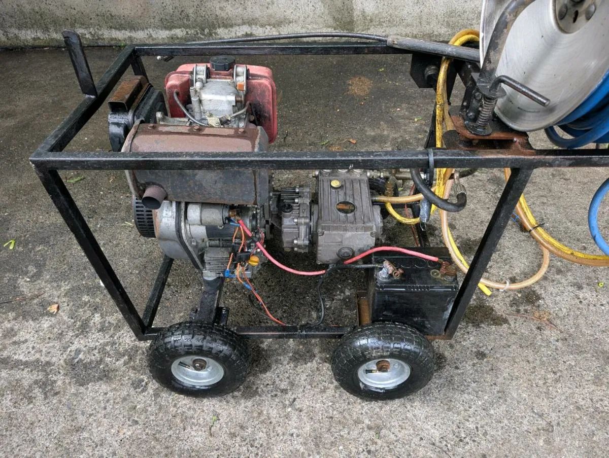 Power washer - Image 1