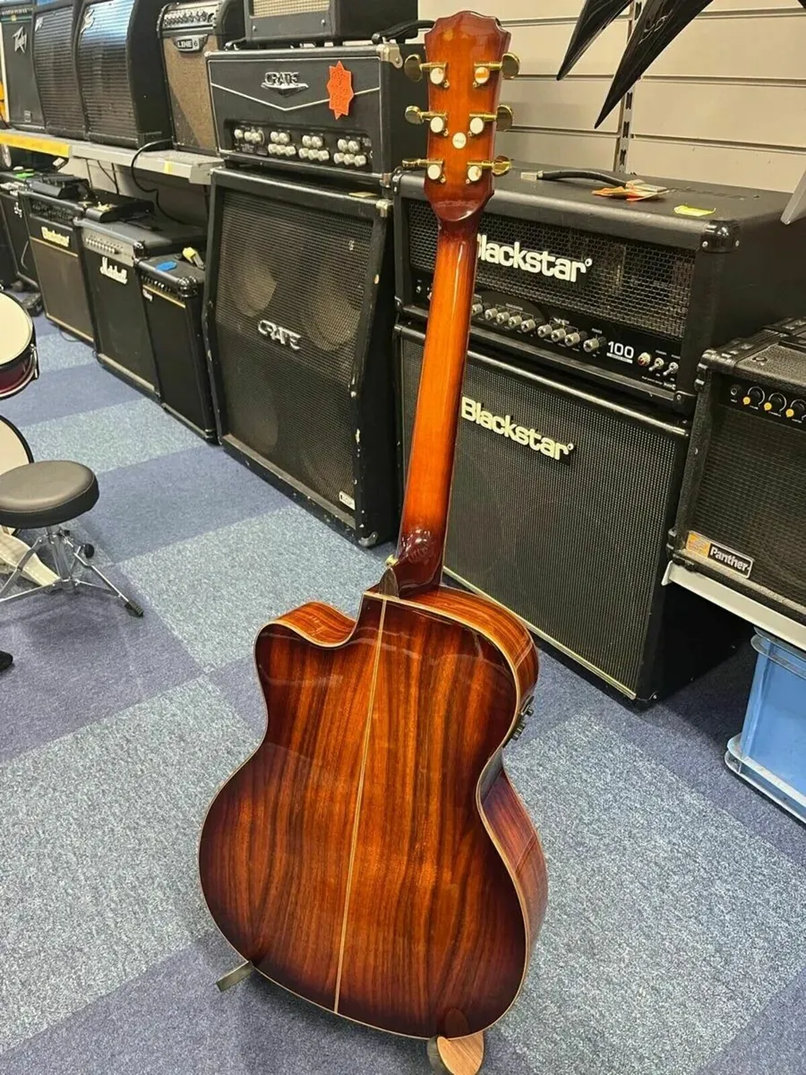Freshman Electro Acoustic Guitar with Case - Image 4