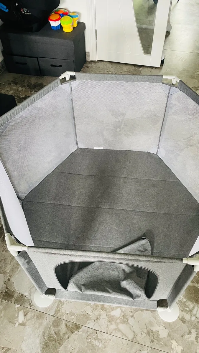 Playpen - Image 2