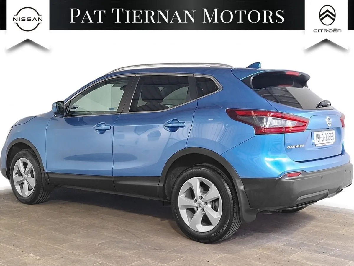Nissan QASHQAI 1.3 PET SV DCT - Image 2