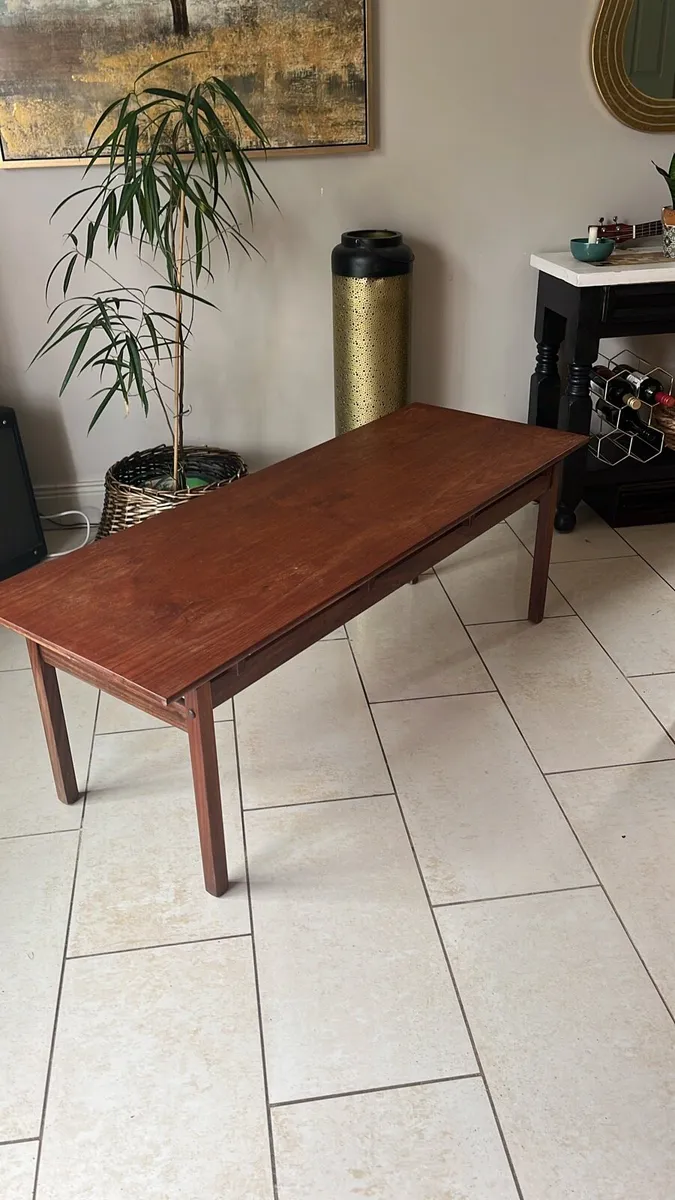 Coffee table - Image 1