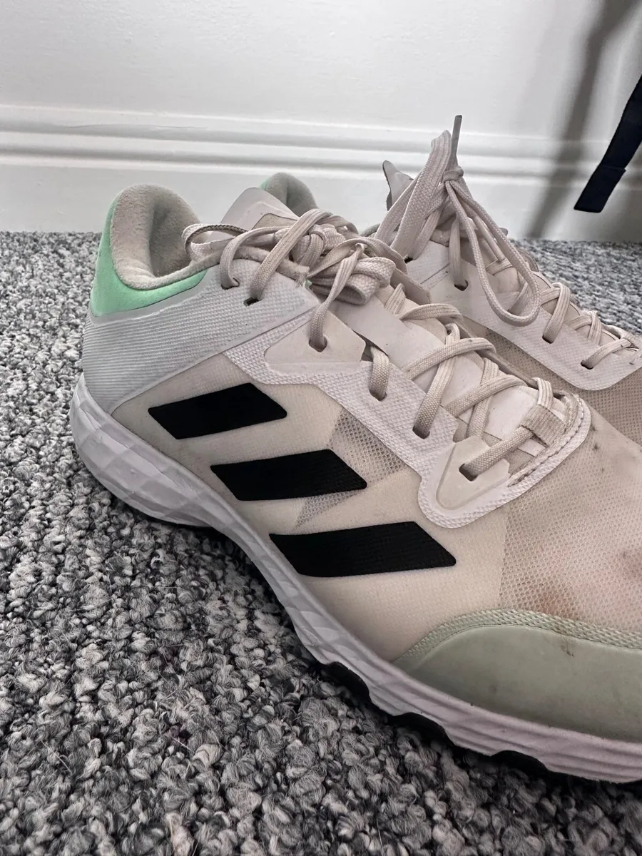 Hockey Shoes - Image 3