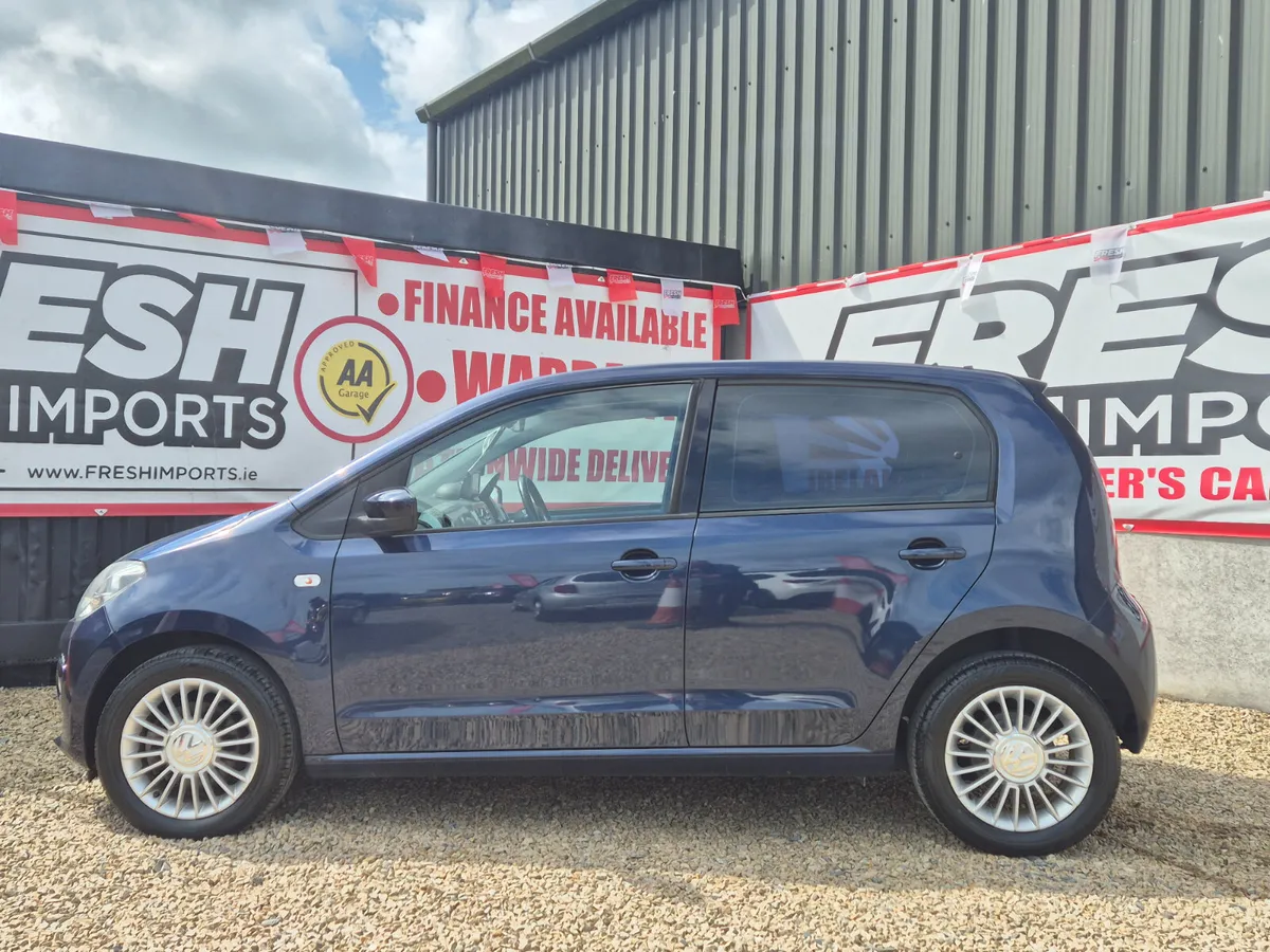 VOLKSWAGEN UP 1.0 Automatic low km - Image 2