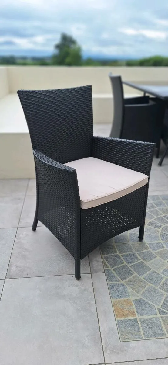 Patio set - Image 3