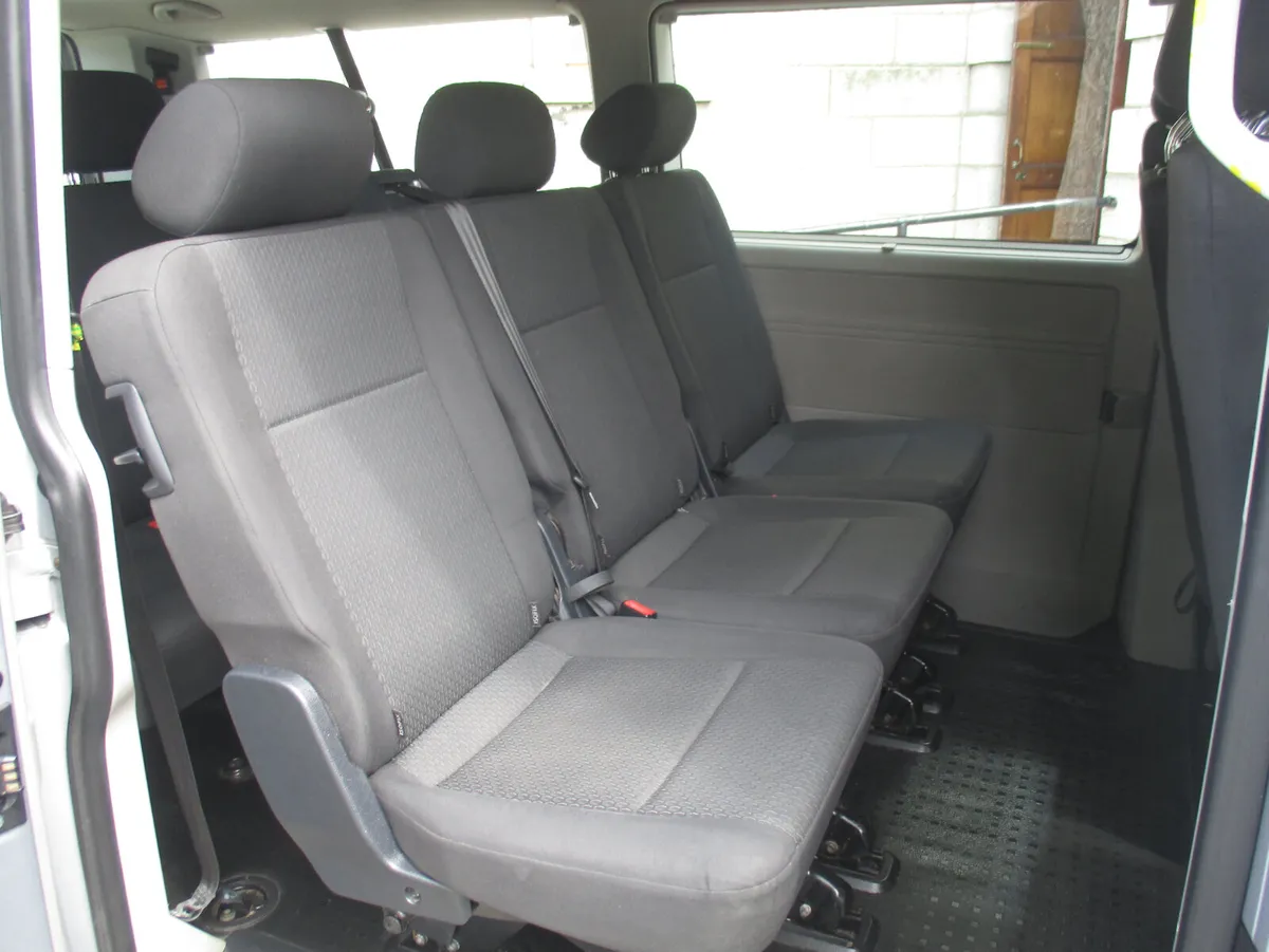 2017 VW SHUTTLE 2.0 TDI DSG 9 SEATER AUTO - Image 4