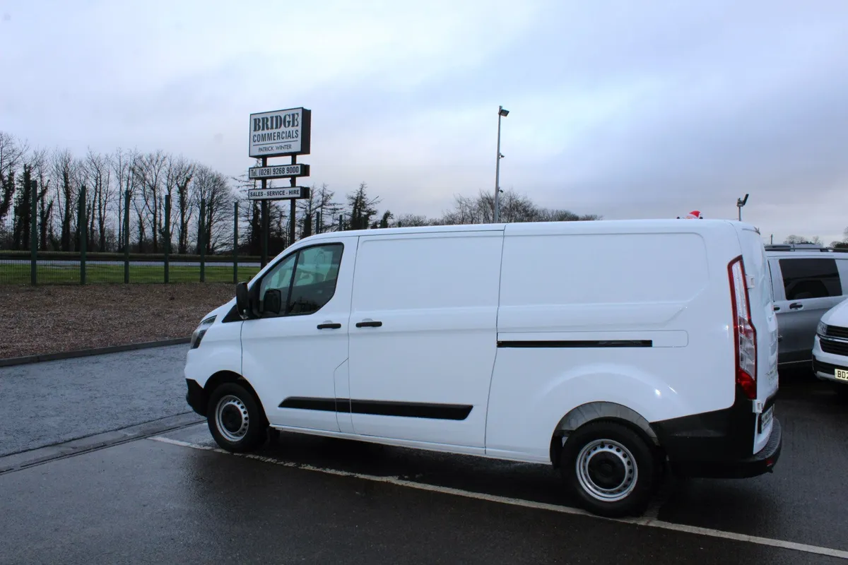 2023 Ford Transit Custom 300 L2 Leader - Image 2