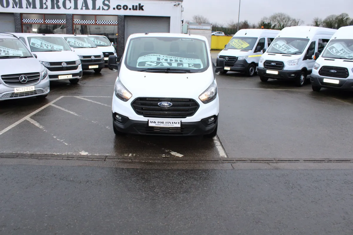 2023 Ford Transit Custom 300 L2 Leader - Image 4