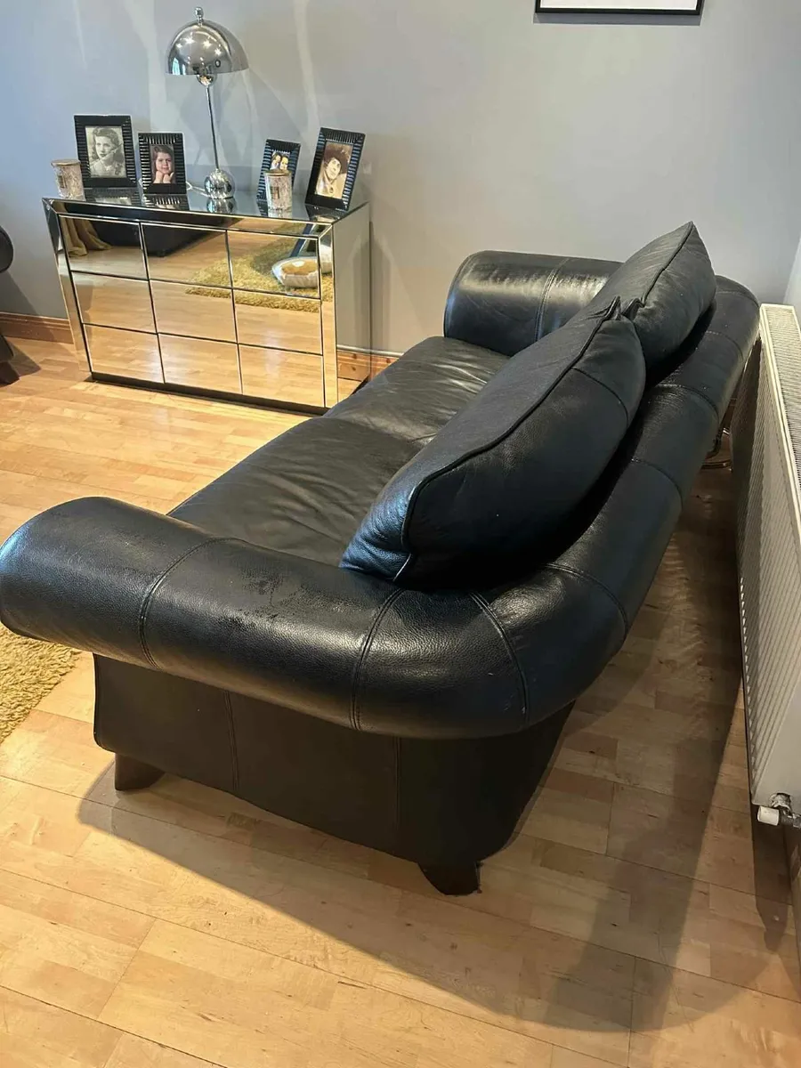 Bkack Suite of furniture 3&2 Seater with Pouffe - Image 3
