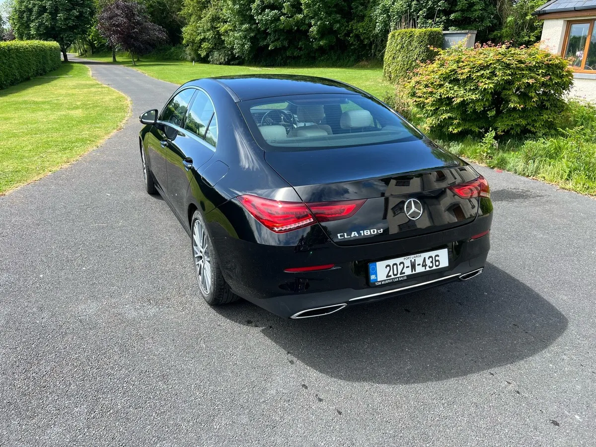 CLA 180D Coupe 4dr - Image 2
