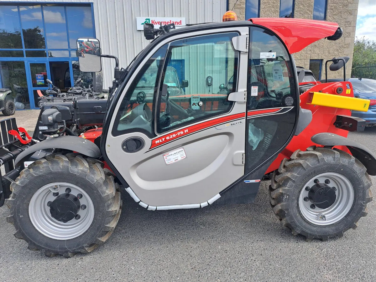 New Manitou MLT 625 telescopic loader - Image 3