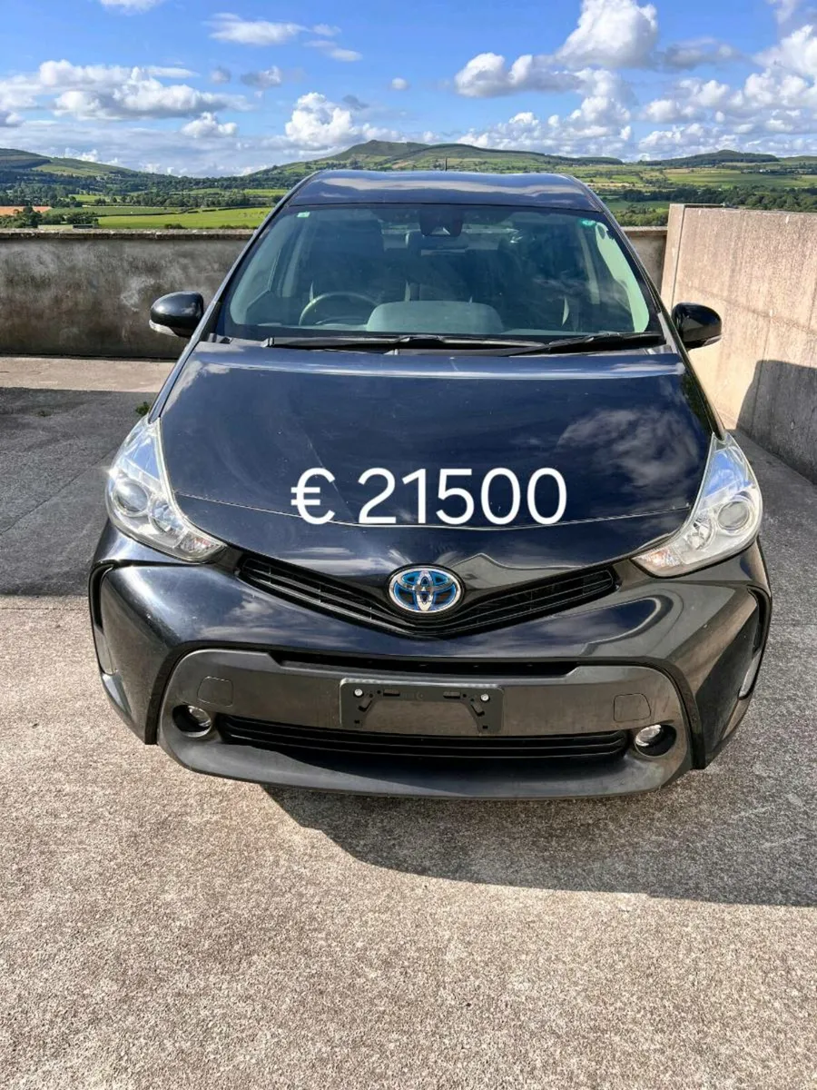 Toyota Prius Alpha / plus - Low milage 7 seat - Image 1