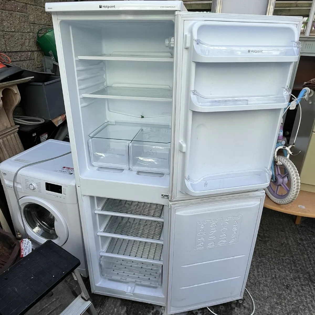 Hotpoint Fridge Freezer - Image 2