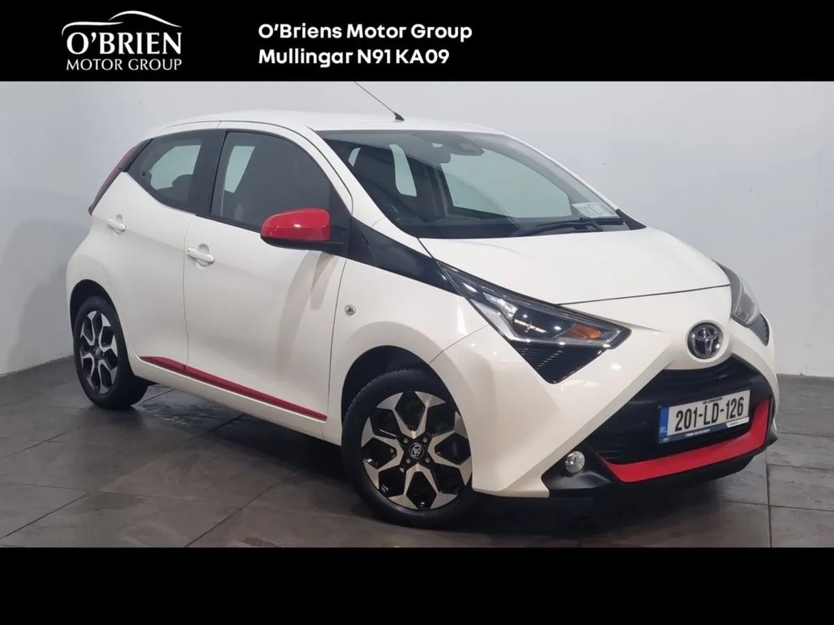 Toyota AYGO 1.0 Vvt-i X-play Smartphone - Image 1