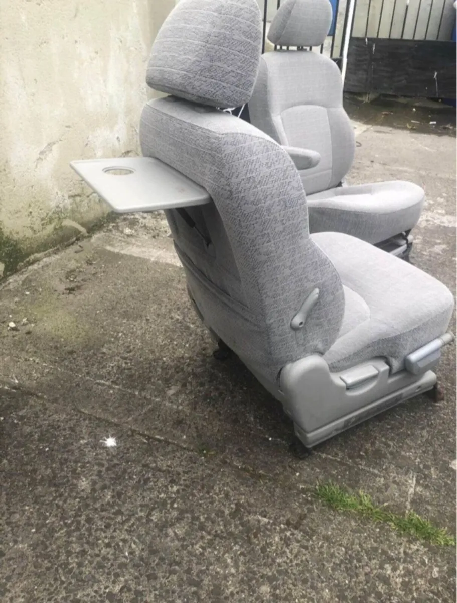 SWIVEL CAMPER MOTORHOME CAPTAIN FRONT SEATS - Image 3
