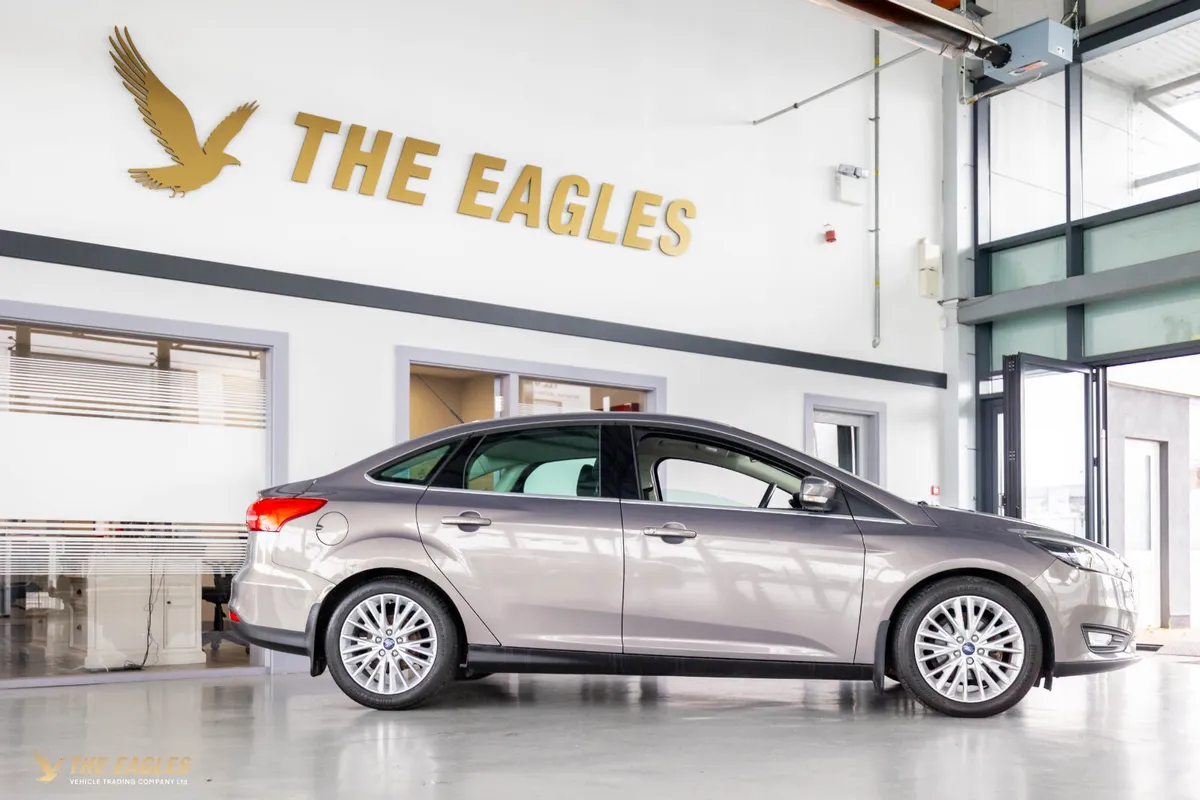 Ford Focus 4DR 1.5 TD 95PS 6SPEED ZETEC - Image 3