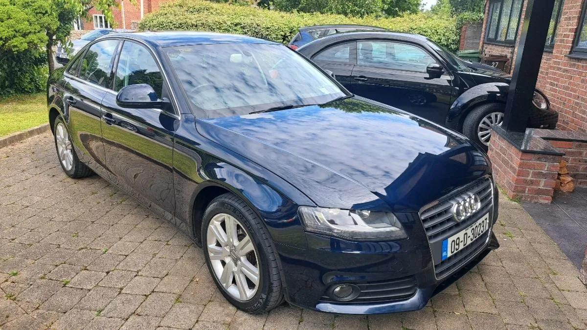 AUDI A4 2.OTDI 2009 ONLY 56000 MLS STUNNING - Image 1