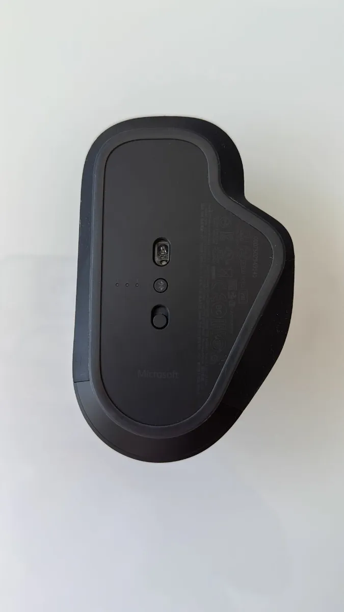 Microsoft Surface Precision Mouse - Black - Image 4