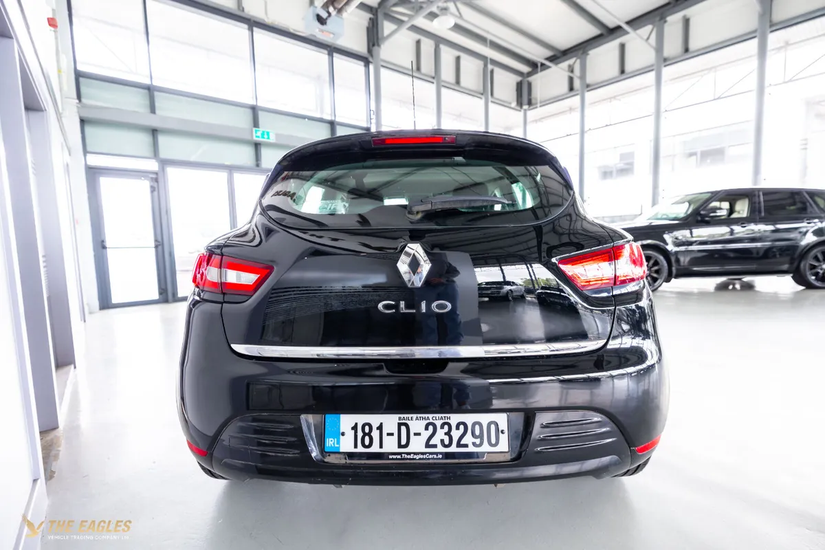 Renault Clio IV DYNAMIQUE NAV 1.2 PETR 4DR - Image 3